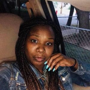 Meet your Posher, Ebonee